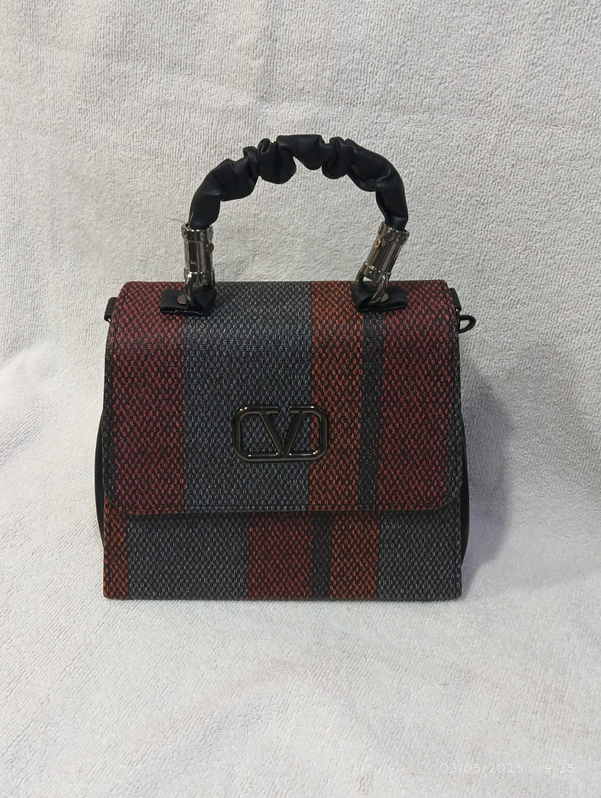 Bag red gray orange v symbol 