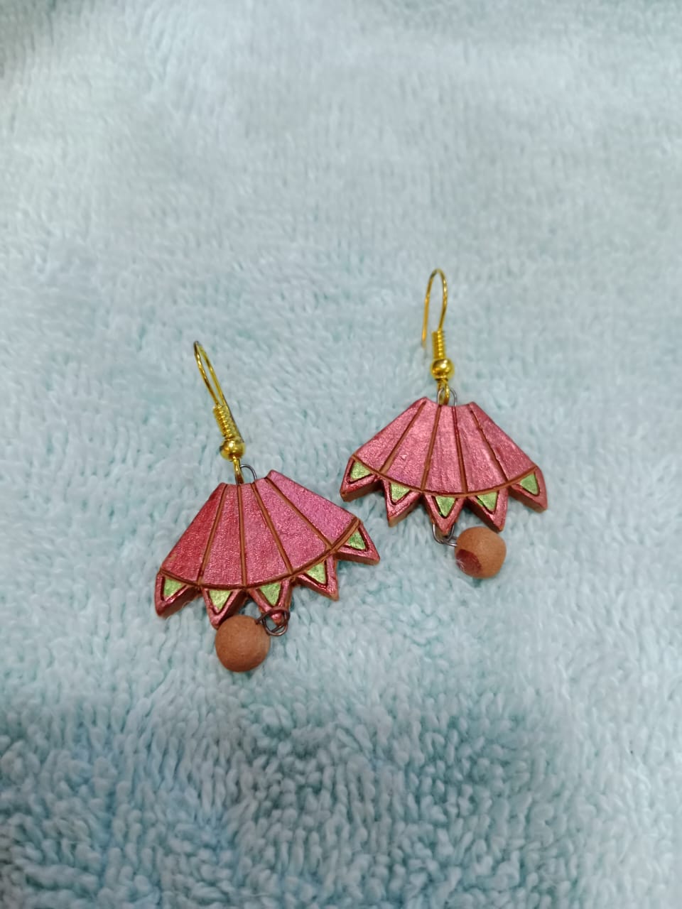 Earrings wooden stylish 39