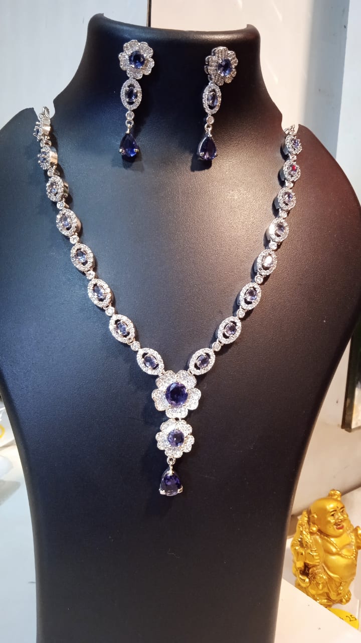 Jewellery White Stone & Blue Stone 14(10.09.25)