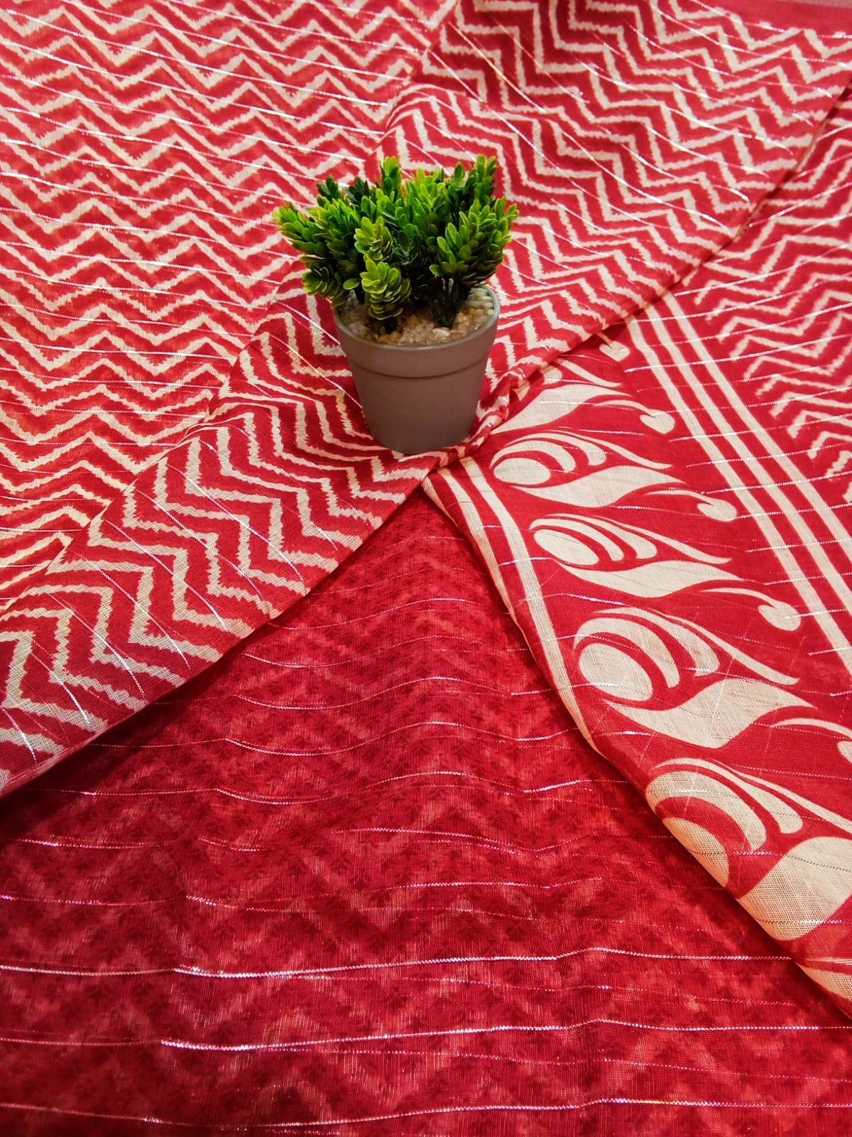 Sari Lilen Jari Red & Cream 14